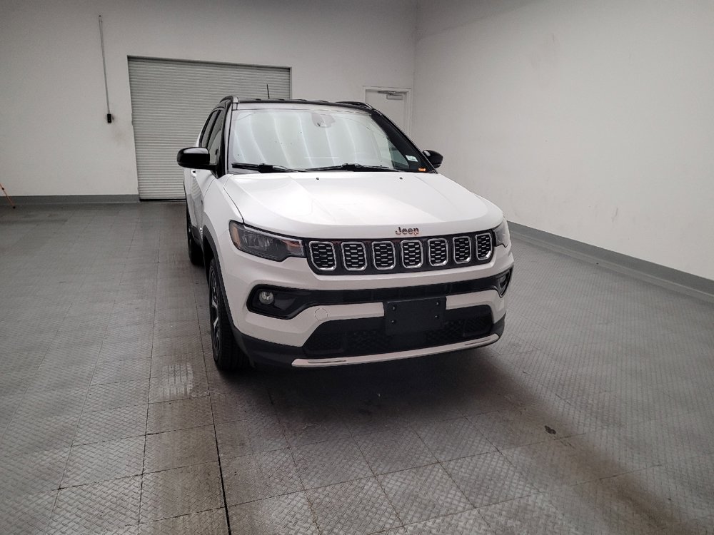 Used 2025 Jeep Compass Limited AWD/4WD image 14