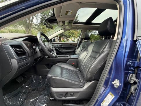 Used 2023 Nissan Rogue Platinum w/ Platinum Premium Package AWD/4WD image 30