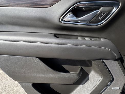 Used 2023 Chevrolet Tahoe LT image 22