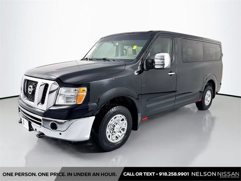 Used 2019 Nissan NV 3500 SL RWD image 1