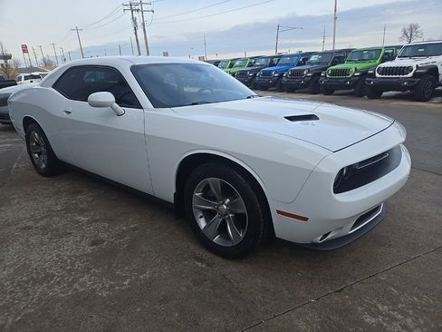 Used 2015 Dodge Challenger SXT w/ Sound Group image 13