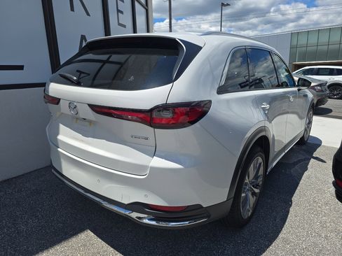Used 2024 MAZDA CX-90 3.3 Turbo w/ Premium Package AWD/4WD image 5
