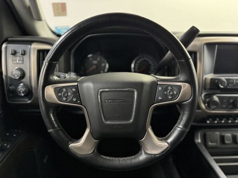 Used 2018 GMC Sierra 2500 Denali w/ Duramax Plus Package image 19