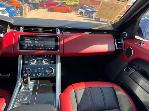 Used 2021 Land Rover Range Rover Sport HST image 31