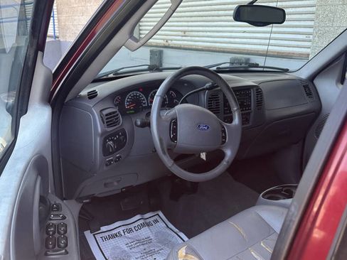 Used 2003 Ford F150 XLT AWD/4WD image 6