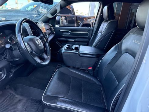 Used 2023 RAM 1500 Laramie RWD image 18