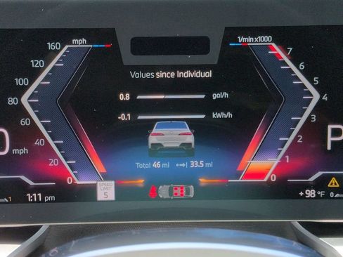 New 2026 BMW 750e xDrive AWD/4WD image 27