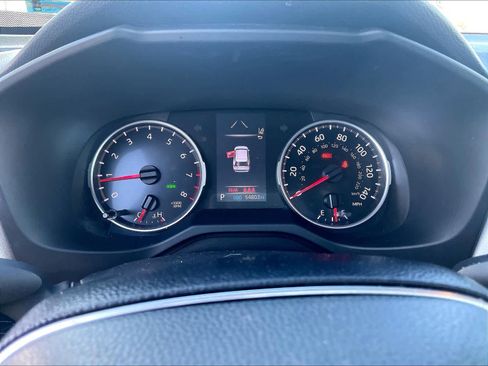 Used 2021 Toyota RAV4 XLE w/ Convenience Package image 22