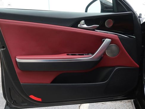 Used 2020 Kia Stinger GT-Line w/ Sun & Sound Package RWD image 42