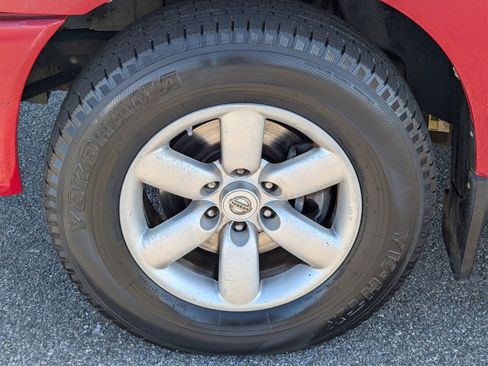Used 2008 Nissan Titan SE image 13