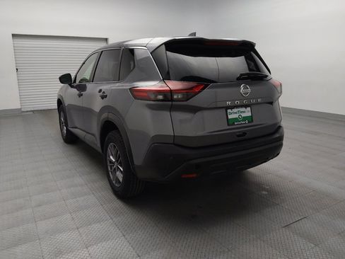 Used 2021 Nissan Rogue S image 5