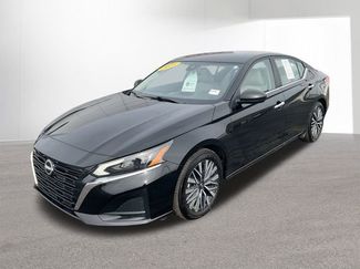 Certified 2025 Nissan Altima 2.5 SV video 1