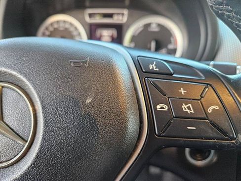 Used 2014 Mercedes-Benz B 250e w/ Range Package image 19