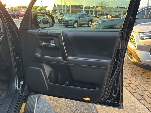 Certified 2023 Toyota 4Runner TRD Off-Road Premium w/ Moonroof Package image 12