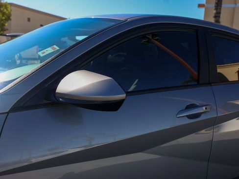 Used 2023 Hyundai Elantra SEL w/ Convenience Package image 13