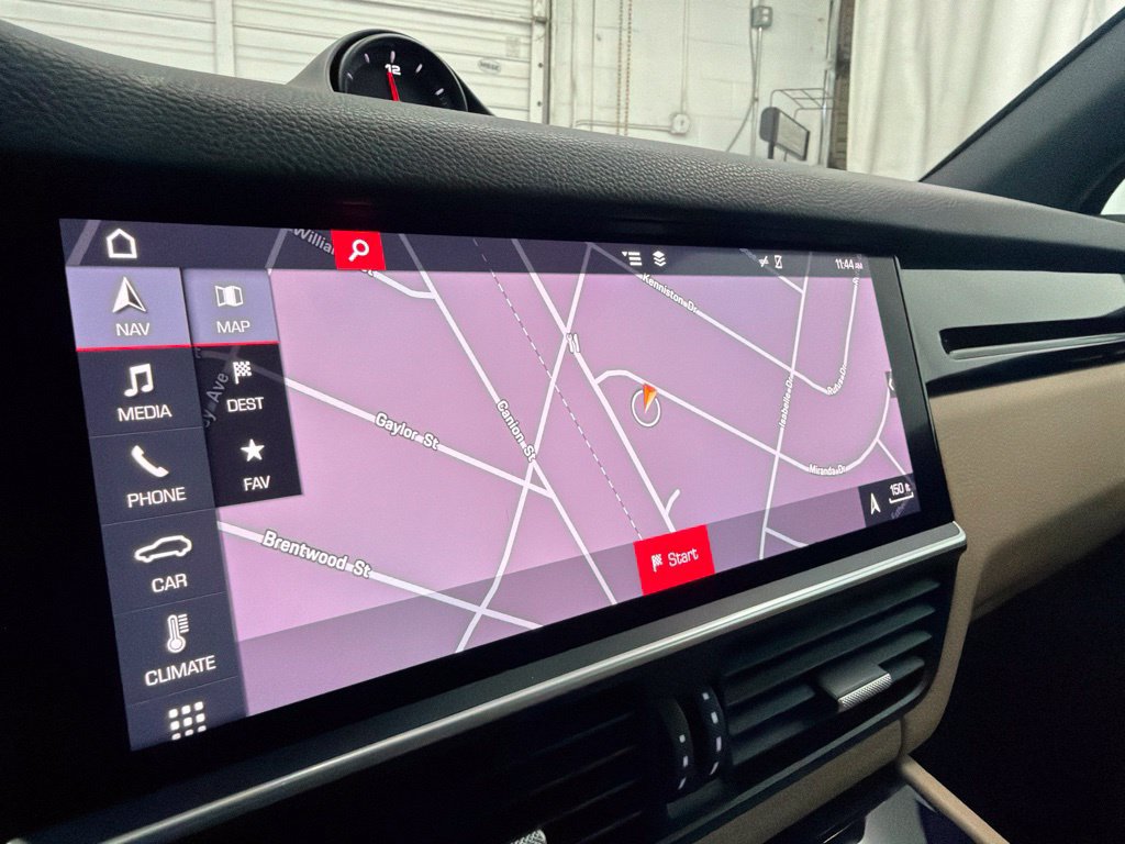 Used 2019 Porsche Cayenne AWD/4WD image 17