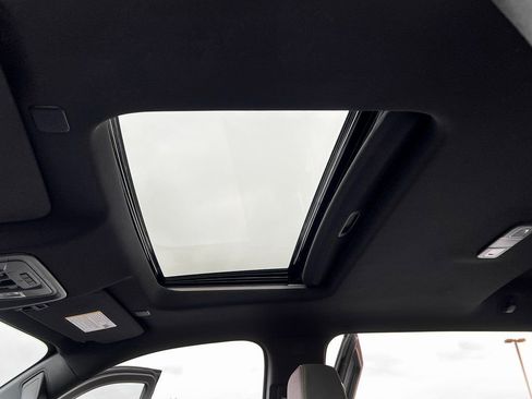 Used 2024 Chevrolet Silverado 1500 ZR2 w/ Technology Package image 7