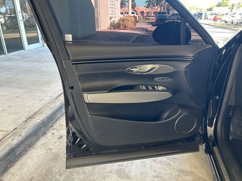 Used 2024 Genesis GV70 2.5T w/ Sport Prestige Package image 37