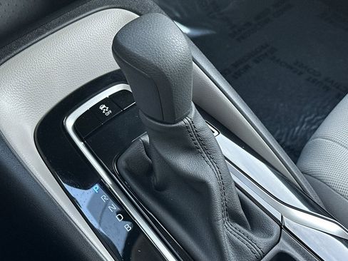 Used 2020 Toyota Corolla LE w/ Carpet Mat Package (TMS) image 20