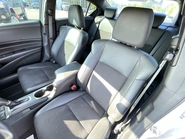 Used 2016 Acura ILX FWD image 13
