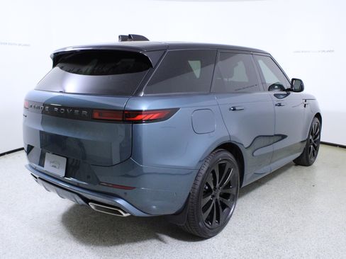 New 2026 Land Rover Range Rover Sport Dynamic SE image 7