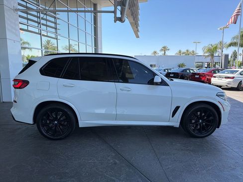 Used 2020 BMW X5 sDrive40i w/ M Sport Package RWD image 3