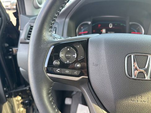 Certified 2022 Honda Pilot Touring image 16