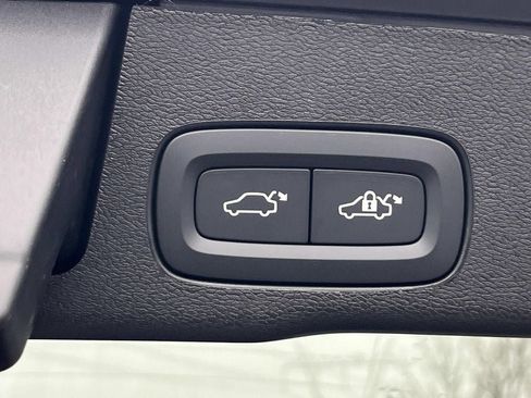 New 2026 Volvo XC60 B5 Plus w/ Climate Package image 13