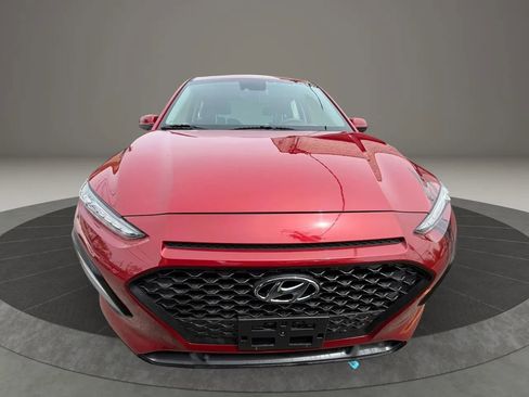 Used 2019 Hyundai Kona SE AWD/4WD image 2