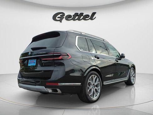 Used 2025 BMW X7 xDrive40i AWD/4WD image 5