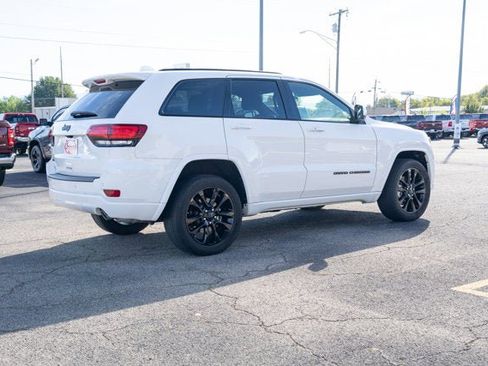 Certified 2021 Jeep Grand Cherokee Laredo X image 5