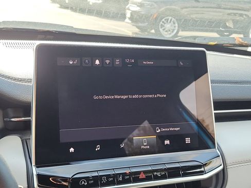 Certified 2025 Jeep Compass Limited image 8