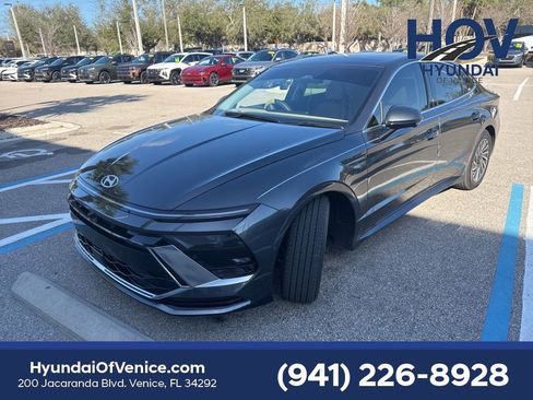 Certified 2025 Hyundai Sonata Limited image 9