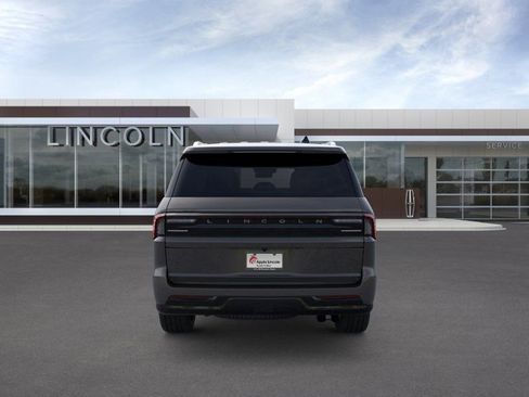 New 2025 Lincoln Navigator Black Label AWD/4WD image 5