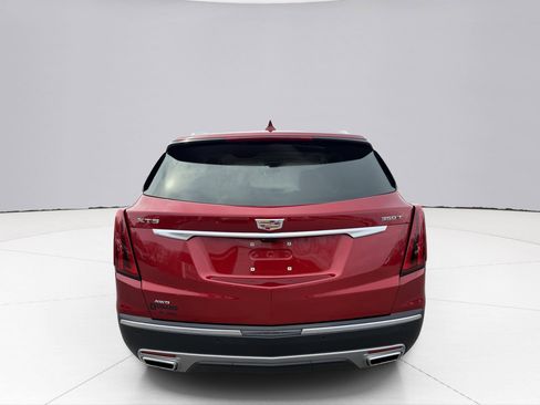 Used 2024 Cadillac XT5 Premium Luxury w/ Technology Package AWD/4WD image 11
