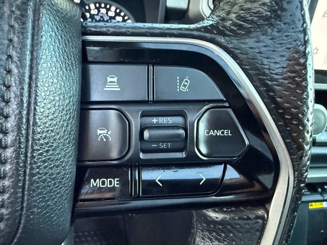 Used 2022 Toyota Tundra Limited AWD/4WD image 19