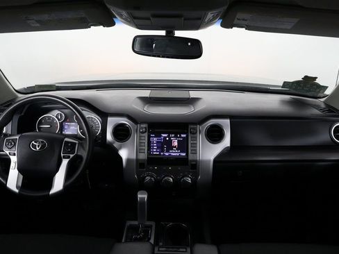 Used 2015 Toyota Tundra SR5 w/ SR5 Upgrade Package image 8