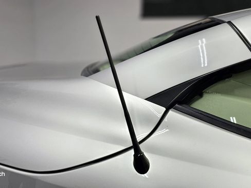 Used 2011 Lexus IS 250C RWD image 19