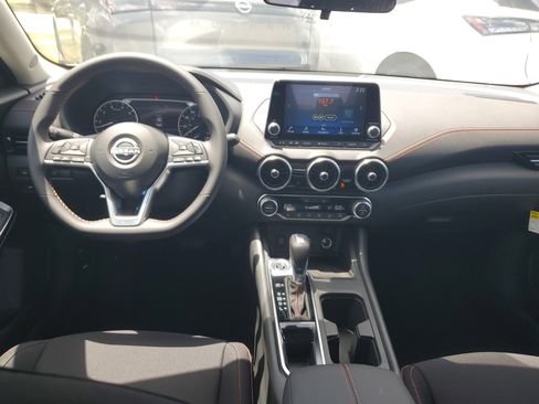 New 2025 Nissan Sentra SR w/ Midnight Edition image 12