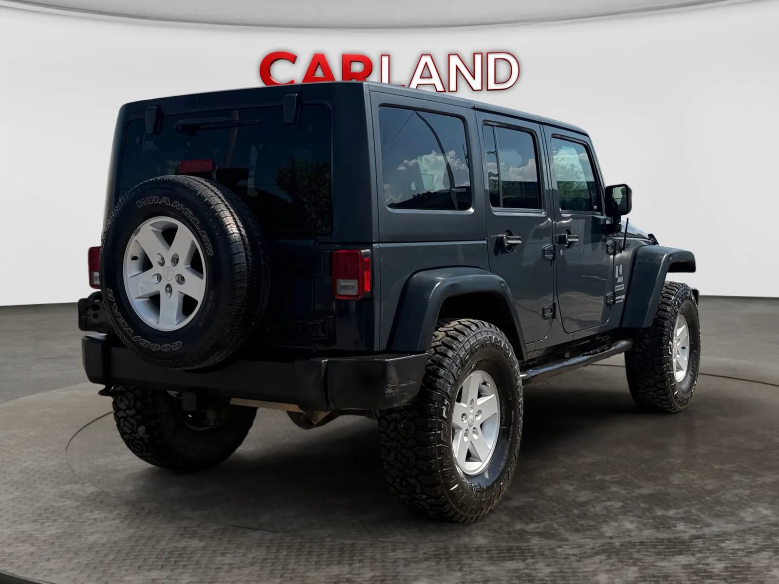 Used 2018 Jeep Wrangler Unlimited Sport S AWD/4WD image 6