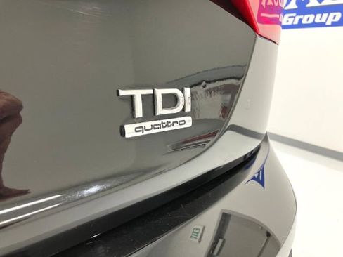 Used 2015 Audi Q7 TDI Premium Plus w/ Premium Plus Package AWD/4WD image 19