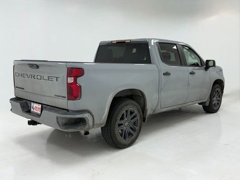 Used 2025 Chevrolet Silverado 1500 Custom w/ LPO, Dark Essentials Package image 9