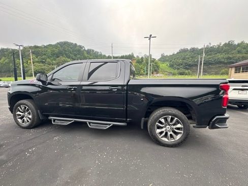 Used 2021 Chevrolet Silverado 1500 RST w/ Convenience Package II AWD/4WD image 4