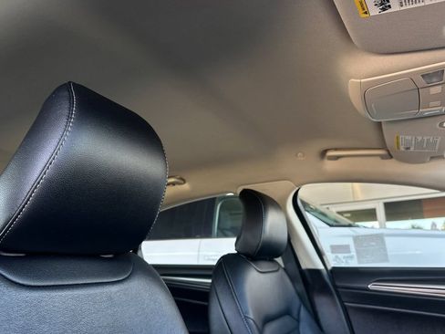 Certified 2017 Ford Fusion Energi SE FWD image 19