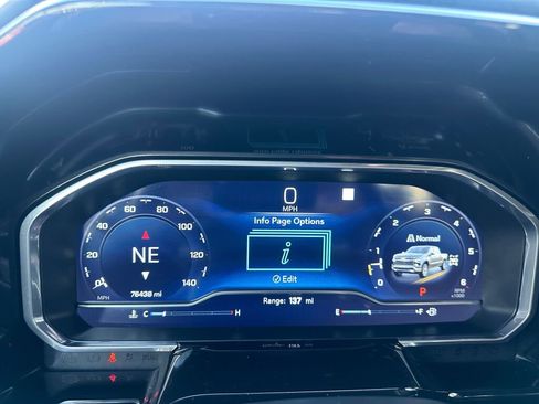 Used 2022 Chevrolet Silverado 1500 LTZ w/ Technology Package image 14