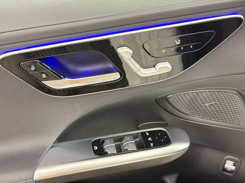 New 2026 Mercedes-Benz C 300 4MATIC Sedan image 21