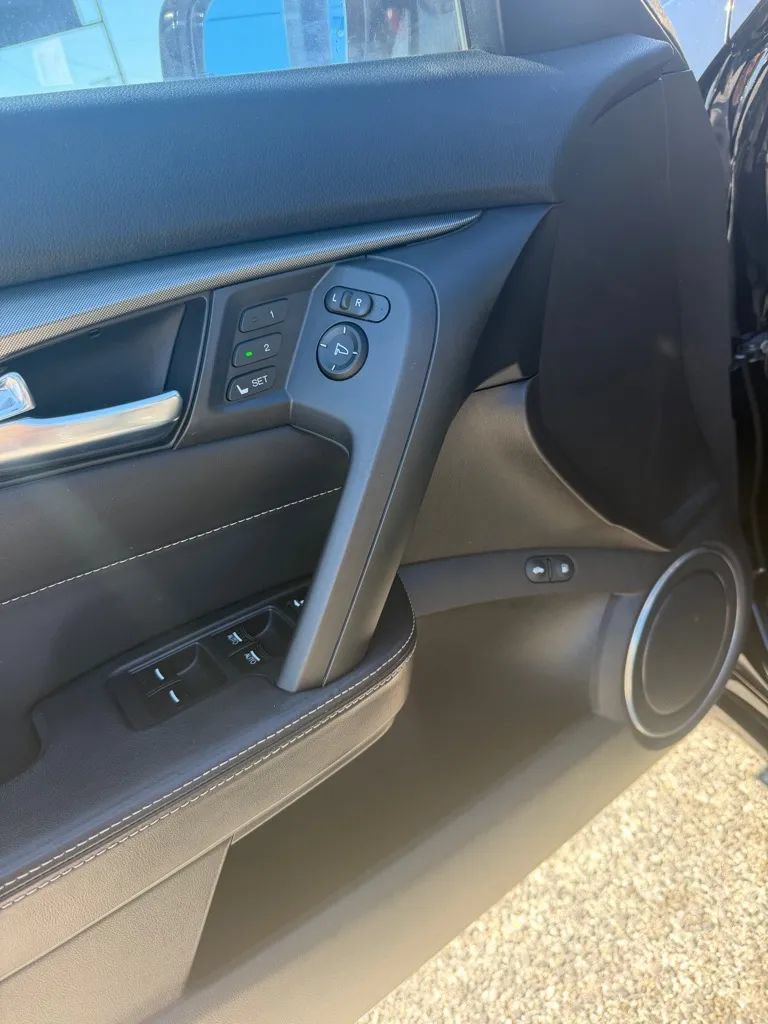 Used 2013 Acura TL w/ Technology Package AWD/4WD image 10