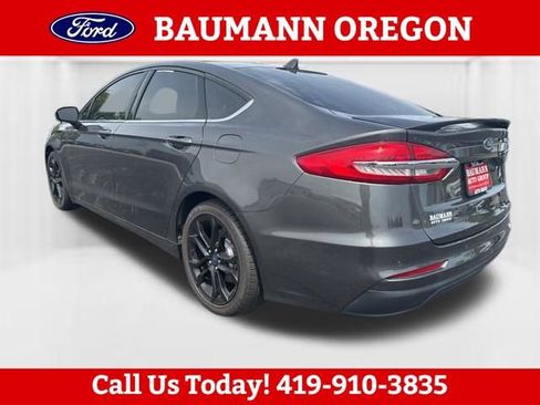 Used 2020 Ford Fusion SE w/ Equipment Group 151A FWD image 5