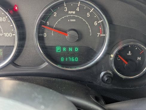 Used 2014 Jeep Wrangler Sport w/ Connectivity Group image 22