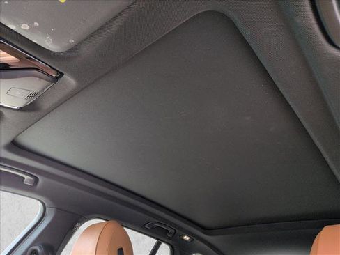 Used 2022 BMW X5 sDrive40i w/ M Sport Package image 16